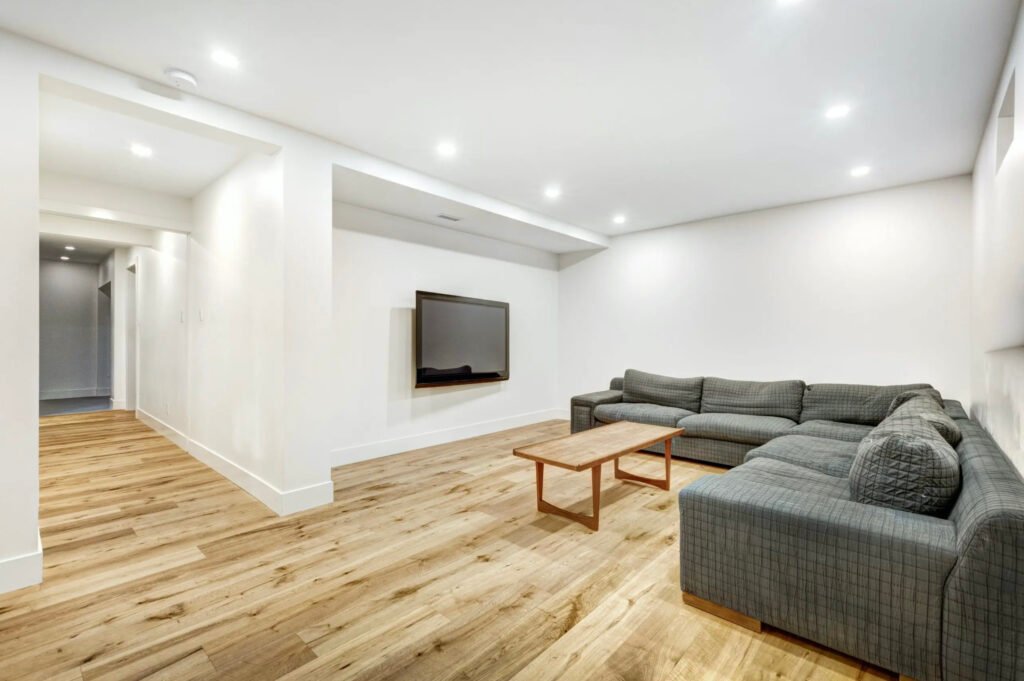 ¿How much cost to remodel a basement? The true cost of basement remodeling